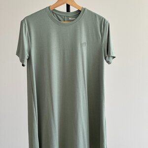 Roots Women's Short Sleeved Dress - Blue sz. Small (fits loosely)